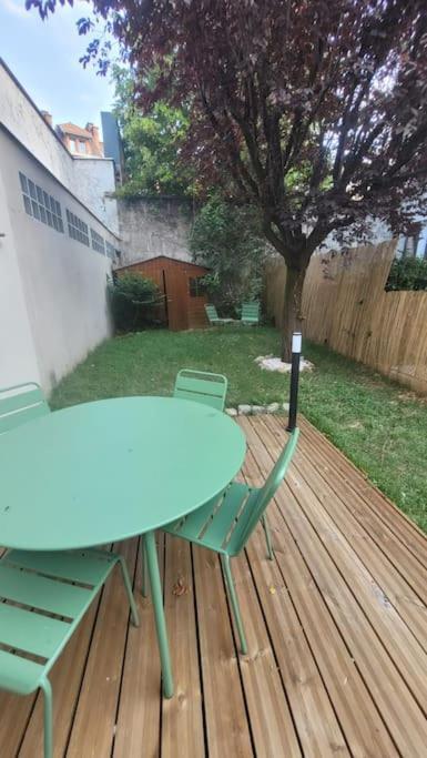Maisonnette Avec Jardin Proche Paris Сен-Манде Экстерьер фото